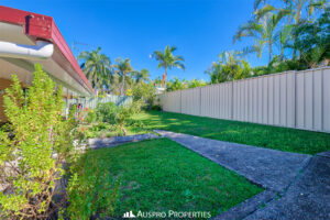 50 Greenmeadow Rd, MANSFIELD, QLD 4122 Australia