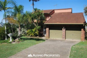 17 Kurru Street, EIGHT MILE PLAINS, QLD 4113 Australia