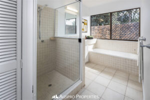 1 Winnetts Road, DAISY HILL, QLD 4127 Australia